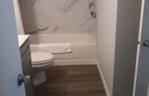 South End Hotel | Surf Suites