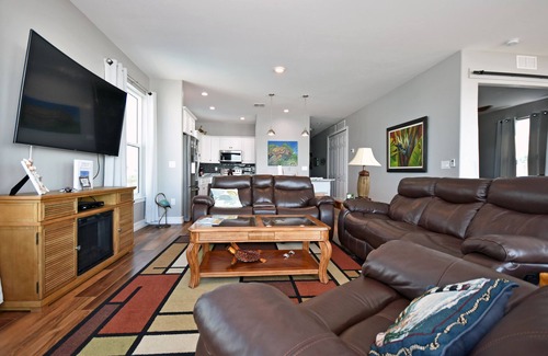 Englewood Condo | Surf & Sun at this Gulf Front duplex