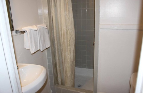 Ocean City Hotel | Surf Villa Hotel