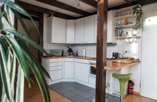 Ramersdorf Apartment | Surfer Loft with AC and sun terrace