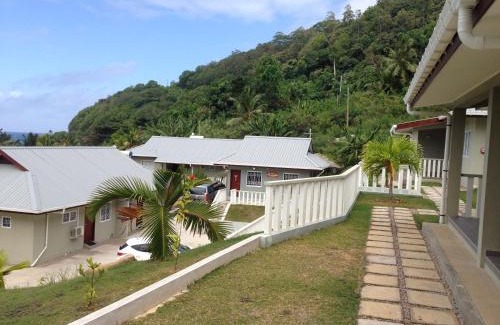 Anse Royale Ski Chalet | Surfers Beach Self Catering Chalets
