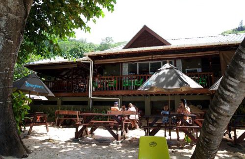 Anse Royale Ski Chalet | Surfers Beach Self Catering Chalets