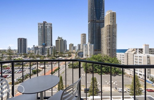 Surfers Paradise Hotel | Surfers Paradise Beach & Ocean View Unit
