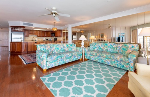 Garden City Condo | Surfmaster - Oceanfront 3 Bedroom/3 Bath Beautiful! Great Rates!