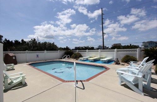 Avon House | Surfs Inn #35-5