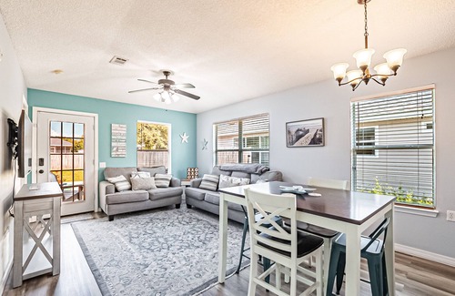 Gulf Breeze Cottage | Surfside Cottage near Navarre Beach