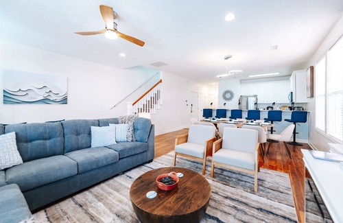Surfside Beach House | Surfside/Myrtle Beach Family Oasis | Kid & Pet-Friendly + Heated Pool