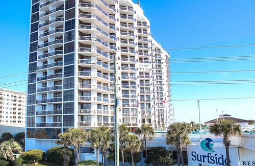 Miramar Beach Condo | Surfside Resort-125 Dollar nights 09/08-9/12 Heated Pool, hot tubs&Beach Setup.