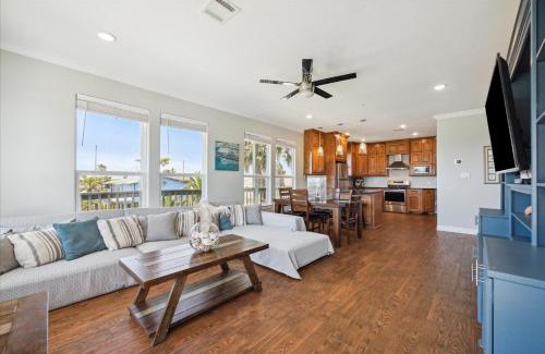 Surfside Beach House | Surfside Retreat - Beautiful Views & Steps from the Beach!