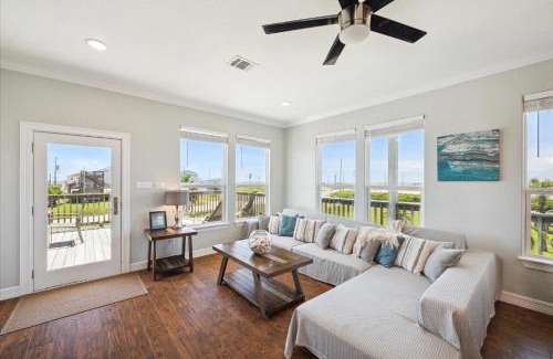 Surfside Beach House | Surfside Retreat - Beautiful Views & Steps from the Beach!