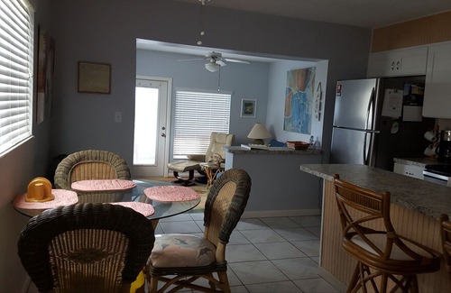 Vilano Beach Apartment | Surfside Retreat - Unit A