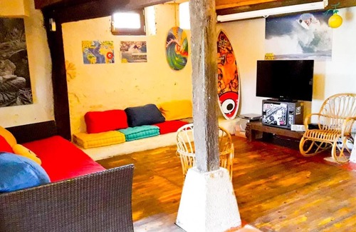 Somo Hostel | SURFtoLIVE House - Hostel