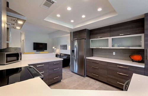 La Quinta Condo | Surreal Location, Mtn & Lake Views! PGA W Home Steps from Pool/Spa 3BD-#110767