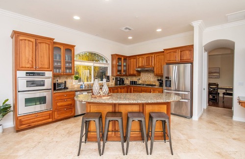 Vista House | Surreal Luxury Escape w/Views: Resort style Game Room/Pool & Hot Tub!