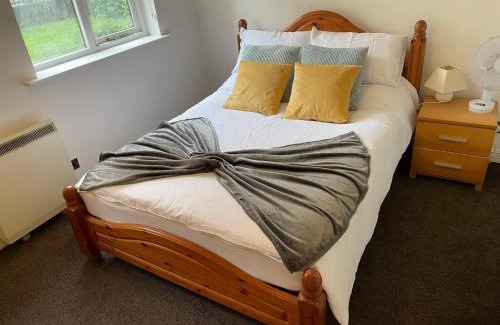 Surrey Docks Apartment | Surrey Docks London near Canada Water Easy Access to Canary Wharf Pier