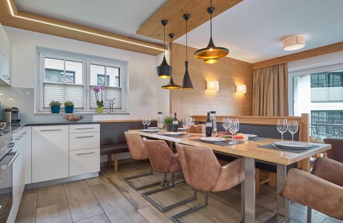 Piesendorf Apartment | Sustainable apartment with terrace and wellness