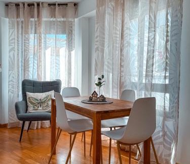 San Lorenzo Apartment | "Susurros de la Piedra Escrita"
