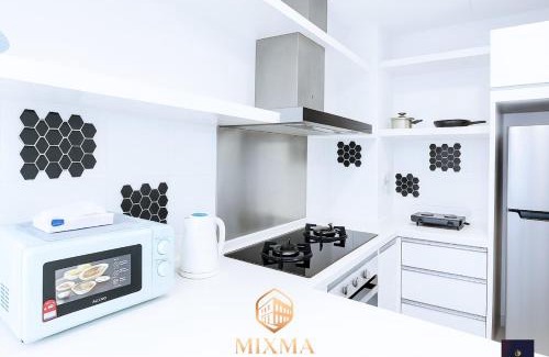 Kampung Sembulan Baru Apartment | Sutera Avenue 3 Mins walk to Imago Mall at Mixma Suites