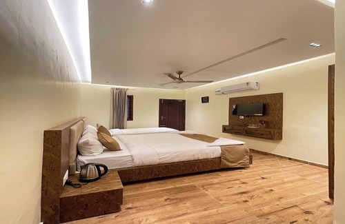 Dindigul Hotel | Suthanthira Stay Inn