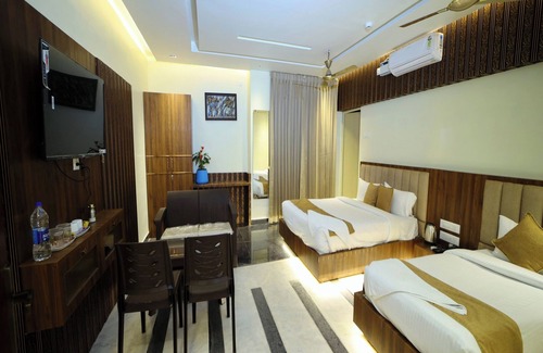 Dindigul Hotel | Suthanthira Stay Inn