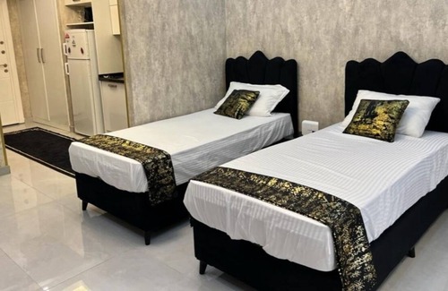 Beyoglu Apartment | sutluce's luxury suite with a golden horn view