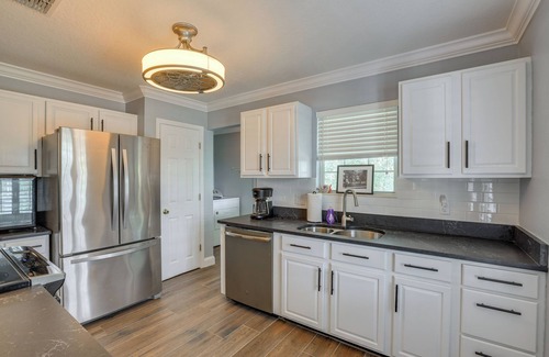 Fanning Springs House | Suwannee River Retreat: Dock & Screened Porch!