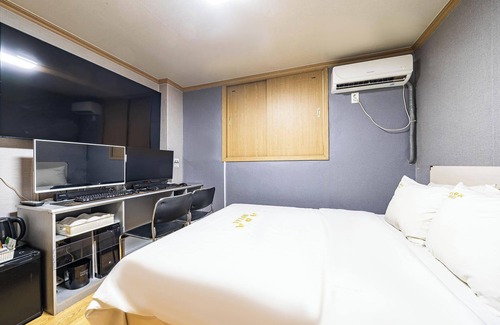 Paldal-gu Hotel | Suwon Station Hotel MOM
