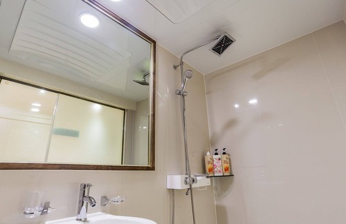 Suwon Hotel | Suwon Tan