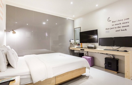 Suwon Hotel | Suwon Tan