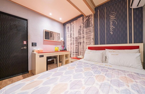 Beon 1-dong Hotel | Suyu Windsor