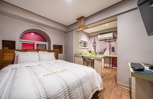 Beon 1-dong Hotel | Suyu Windsor
