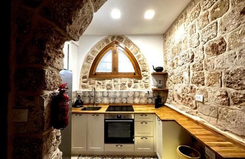 Acre Old City House | Suzanne Suite