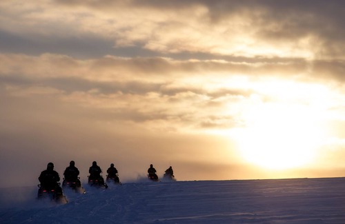 Longyearbyen Hotel | Svalbard Hotell - The Vault