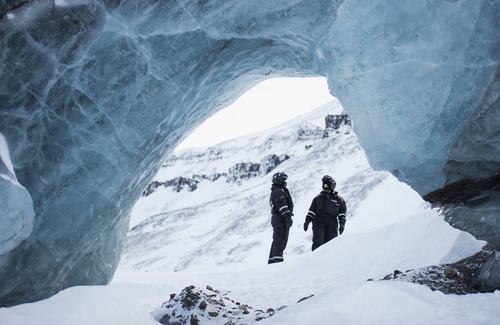 Longyearbyen Hotel | Svalbard Hotell - The Vault