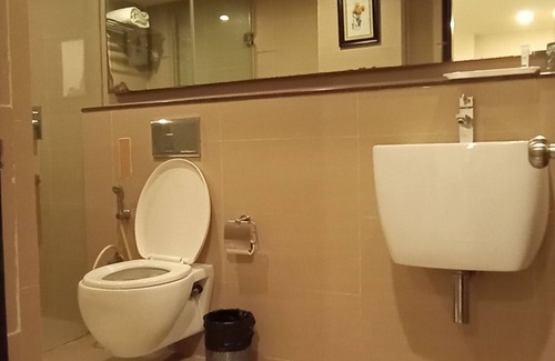 Kakinada Hotel | SVN GRAND