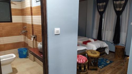Darjeeling Hotel | SVR INN