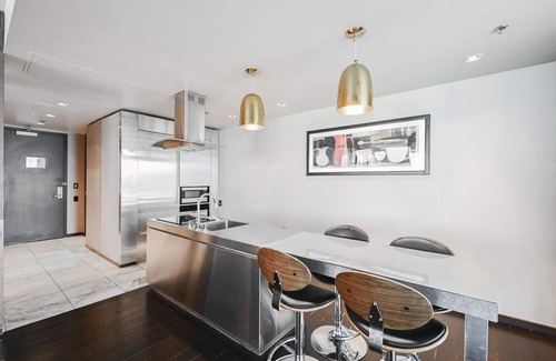 Las Vegas Apartment | SVS: Stylish Remodeled One Bedroom at Palms Place