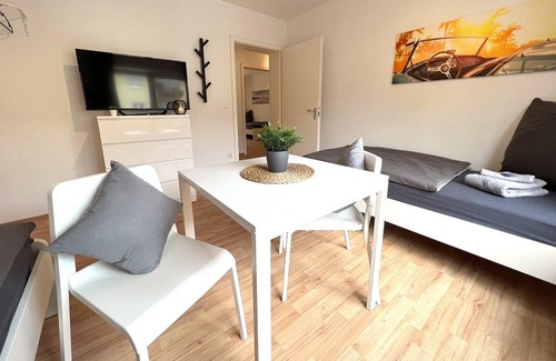 Schweinfurt Apartment | SW03 - Cozy 4 room apartment with balcony in Schweinfurt, 100sqm, 4 rooms, max. 8 people
