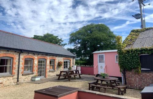 Cowbridge Apartment | Swallow Cottage at Duffryn Mawr Cottages