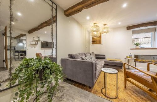 Taddington House | Swallows Nest