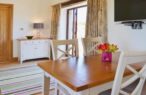 Hartland House | Swallows Retreat