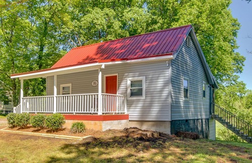 Woodside Cotton Mill Village Historic District House | Swamp Rabbit Red Roof- Walk to Downtown Greenville