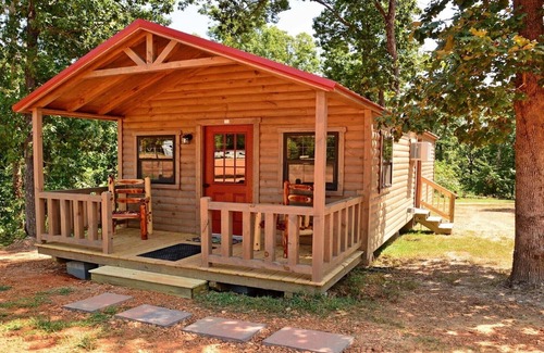 Buchanan RV Rental | Swan Bay Cabins & RV Park Cabin#(6) Paris Tn, Kentucky Lake