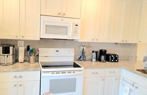 Leeward Settlement House | Swan BoatHouse 2Bed 2bath
