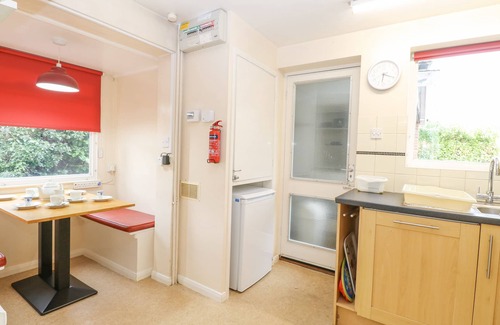 Horning Cottage | SWAN DYKE COTTAGE, pet friendly, country holiday cottage in Horning