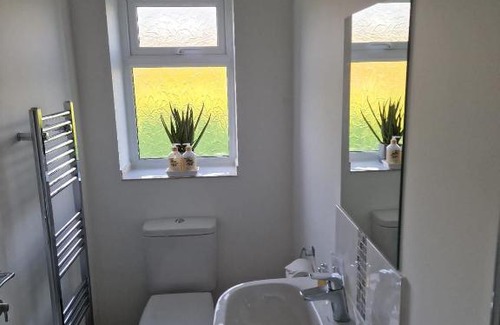 Taunton House | Swan Retreat