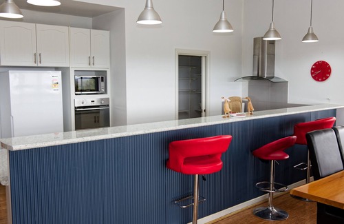 Baskerville House | Swan Valley Heights Merino Manor