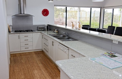 Baskerville House | Swan Valley Heights Merino Manor