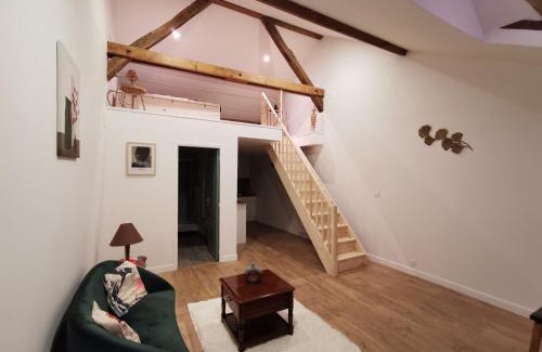Old Town Apartment | Swann & Bloom