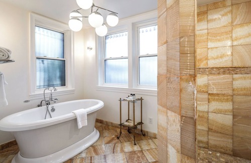 Dupont Circle House | Swann House Historic Dupont Circle Inn